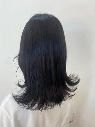 セミロング 辻 友里香のヘアスタイル