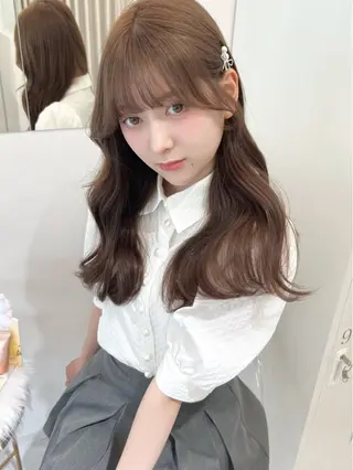 セミロング カラー 盛れる顔周り🤍渋谷 Risa🎀のヘアスタイル