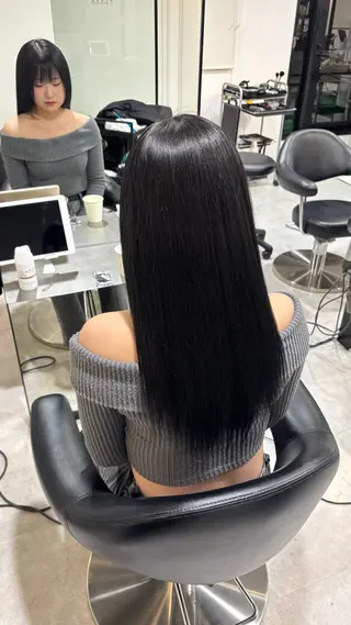 セミロング FLEEK 安立徹のヘアスタイル