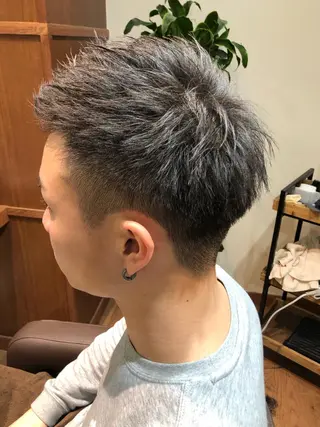 ショート ハイトーン/ブリーチ ルミエール/新栄/栄のヘアスタイル