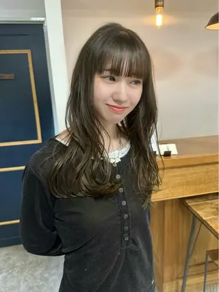 セミロング NAGISA髪質改善 &透明感カラー🪞のヘアスタイル