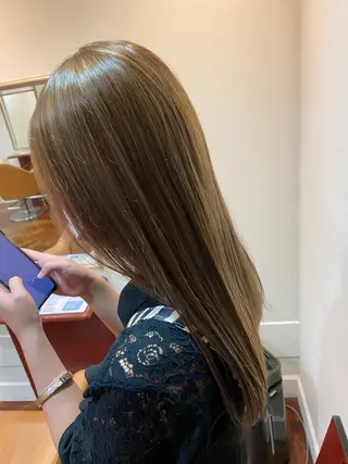 カラー ツヤツヤ縮毛矯正 /美髪カラー 小山のヘアスタイル