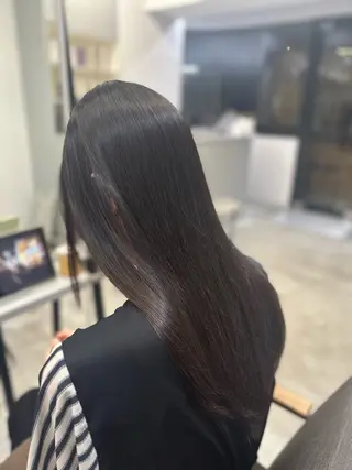 セミロング パーマ ハイトーンカラー が絶対可愛い✨泰聖✨のヘアスタイル