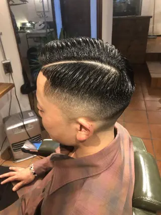 ショート メンズ 冨士川 英樹のヘアスタイル