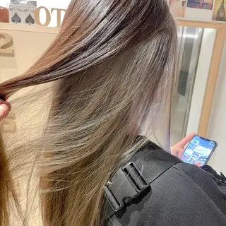 ロング 髪質改善韓国レイヤー カット内田智大のヘアスタイル