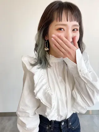 セミロング カラー 🎀ブリーチ ハイト ーン ♡Kanon♡のヘアスタイル