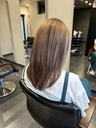セミロング 髪質改善⚡️カラー 🍀武久 誠🍀のヘアスタイル