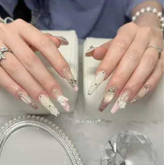 ネイル HIN NAILのネイルデザイン