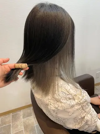 セミロング YUI/ ブリーチカラー🌷のヘアスタイル