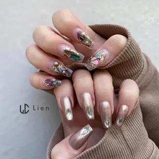 ネイル SHIORI 📍渋谷 / 円山町のネイルデザイン