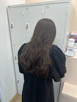 ロング カラー SUNDAZED Sayakaのヘアスタイル