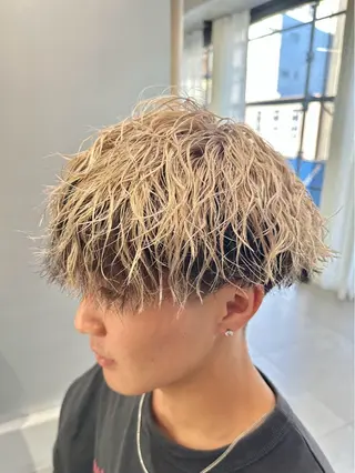 カラー パーマ メンズ ハイトーンカラー りゅうたのヘアスタイル