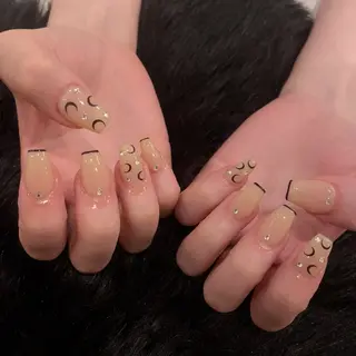 ネイル Tinaネイル 難波のネイルデザイン