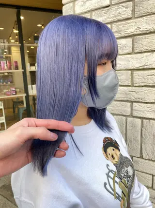 セミロング カラー ブロンド/ミックス カラー三毛猫Kaiのヘアスタイル