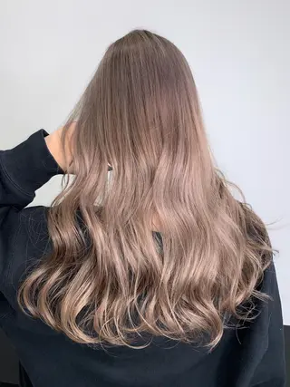 ロング 山田 絵里菜のヘアスタイル