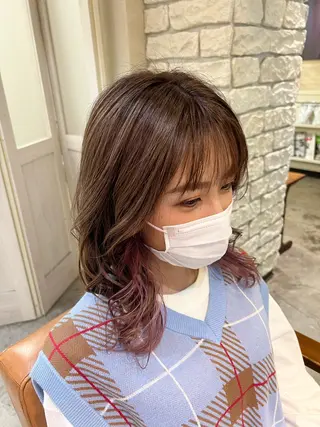 ミディアム 才門 真菜のヘアスタイル