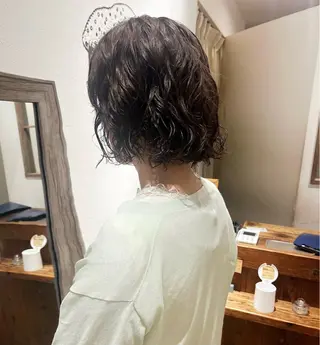 ミディアム カラー パーマ 上品な暖色/丸みボブ Chie🪷のヘアスタイル
