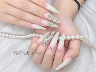 ネイル YMT__ Nailsのネイルデザイン
