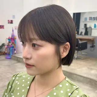 ショート カラー 顔まわり🥨レイヤー /透明感/水口舞奈のヘアスタイル
