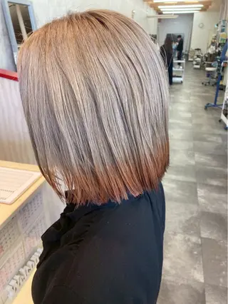 ショート カラー 山本 健生のヘアスタイル
