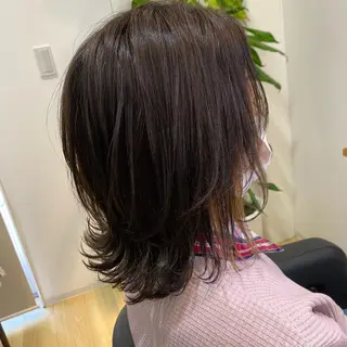 ミディアム 井手 孔介のヘアスタイル