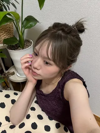 sena⌇ベージュ⌇ ブリーチなしWカラーのヘアスタイル