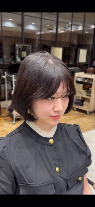 銀座/レイヤー 顔周りカット溝手優太のヘアスタイル