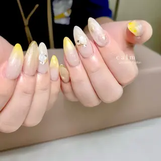 ネイル calm 〔ｶｰﾑ〕のネイルデザイン