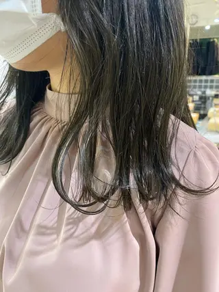 ミディアム カラー FILMS/sari /似合わせカットのヘアスタイル
