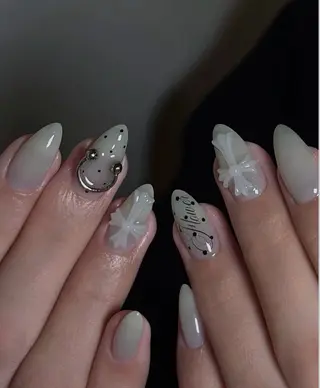セミロング Hi beauty 渋谷のネイルデザイン