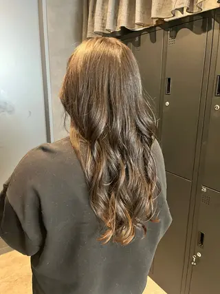 カラー ヘアアレンジ 沢田 杏佳のヘアスタイル