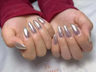 ネイル ユリ🎀長さだし/ パラジェル/持ち込みのネイルデザイン