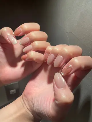 ネイル Rika🌼 シンプル•マグネットのネイルデザイン