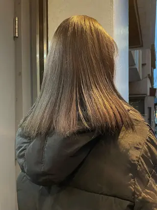セミロング カラー KYOKA .のヘアスタイル