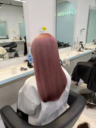 セミロング カラー ブリーチカラー 🩵MIZUKIのヘアスタイル