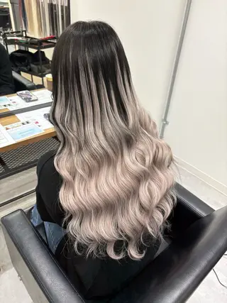 ロング KEISUKE🐶 カラー×エクステ特化のヘアスタイル