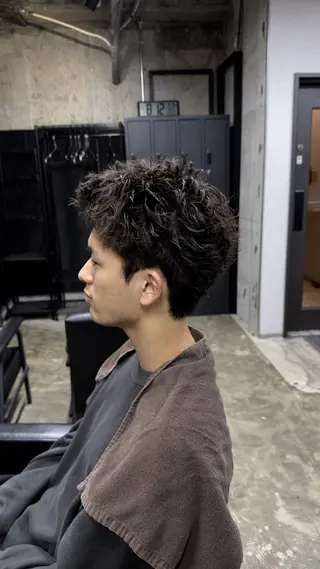 パーマ メンズ 大人のメンズパーマ/ 丁寧なカウンセリングのヘアスタイル