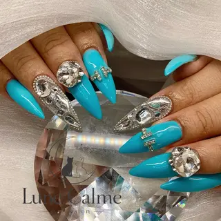 ネイル Lune Calmeのネイルデザイン