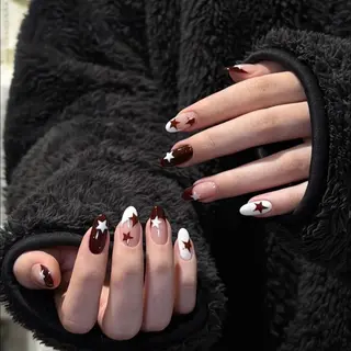 ネイル Blingg NailStudioのネイルデザイン