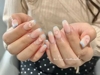 ネイル e’s nail Lumièreのネイルデザイン
