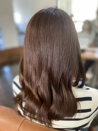 ロング 透明感カラー栄 みゆのヘアスタイル
