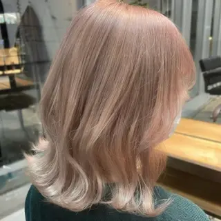 ミディアム カラー ヘアアレンジ 🎀ハイトーン・艶 カラー HANA🎀のヘアスタイル