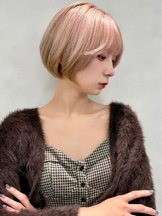 ショート カラー 透明感ダブルカラー ／ブリーチ／田川佑紀のヘアスタイル