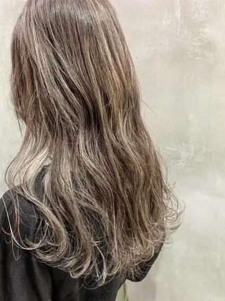 セミロング カラー 【渋谷で人気】艶髪× 髪質改善/ツヤカラーのヘアスタイル