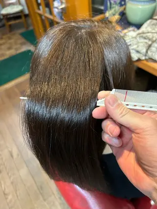 セミロング 💎KINUJO が買える美容室のヘアスタイル