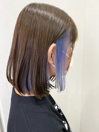 ミディアム カラー VIRAL ヴァイラルのヘアスタイル