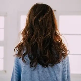セミロング パーマ 高橋 聖羅のヘアスタイル