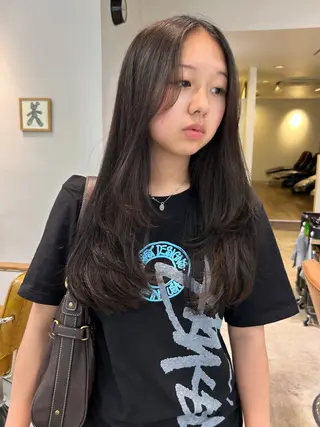 ロング カラー 透明感カラー レイヤーカット りなのヘアスタイル
