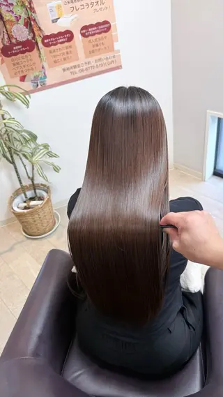 ロング 冨田 悠稀/ 髪質改善縮毛&カラーのヘアスタイル