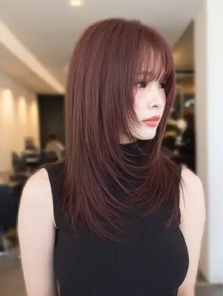 セミロング カラー 韓国×艶ハイトーンが かわいい✨️リオ🍒のヘアスタイル